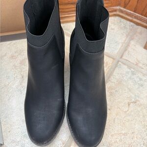 Crown Vintage Black Ankle Booties